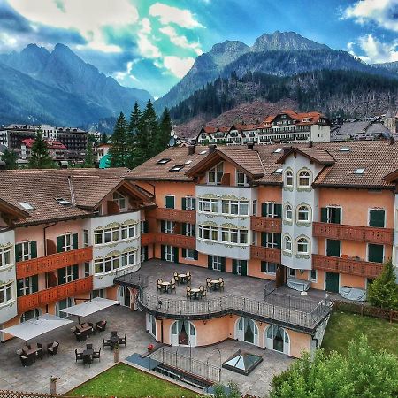 Residence Pez Gajard San Martino Di Castrozza Buitenkant foto