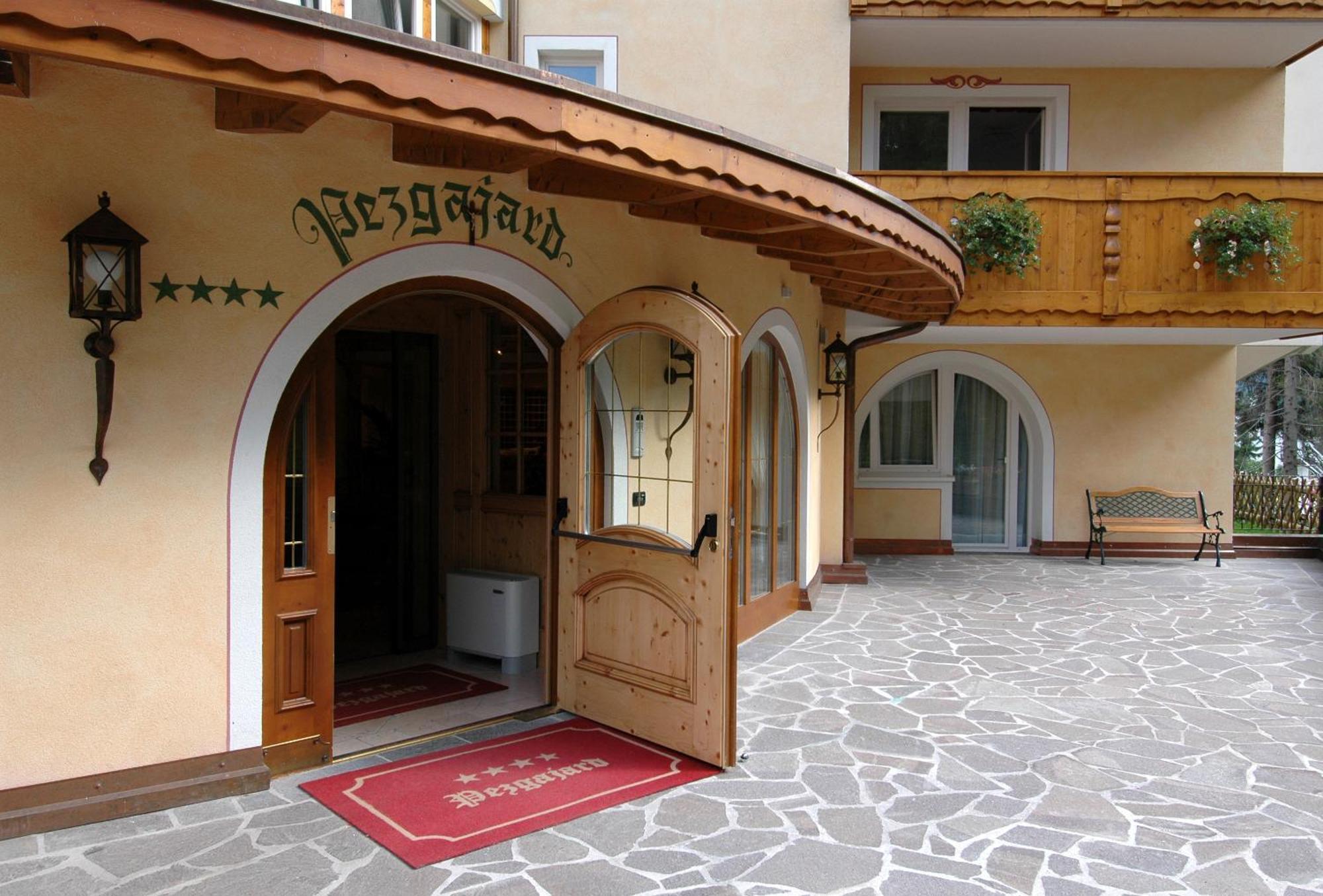 Residence Pez Gajard San Martino Di Castrozza Buitenkant foto